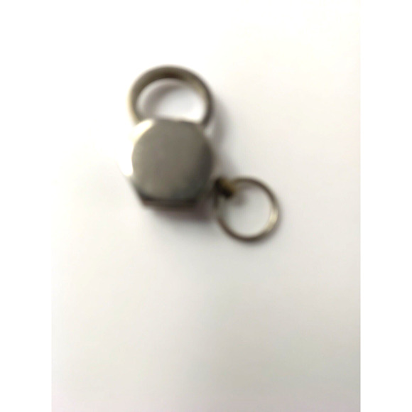 Vintage Eiffel Tower Keychain Flawed France - Picture 7 of 8